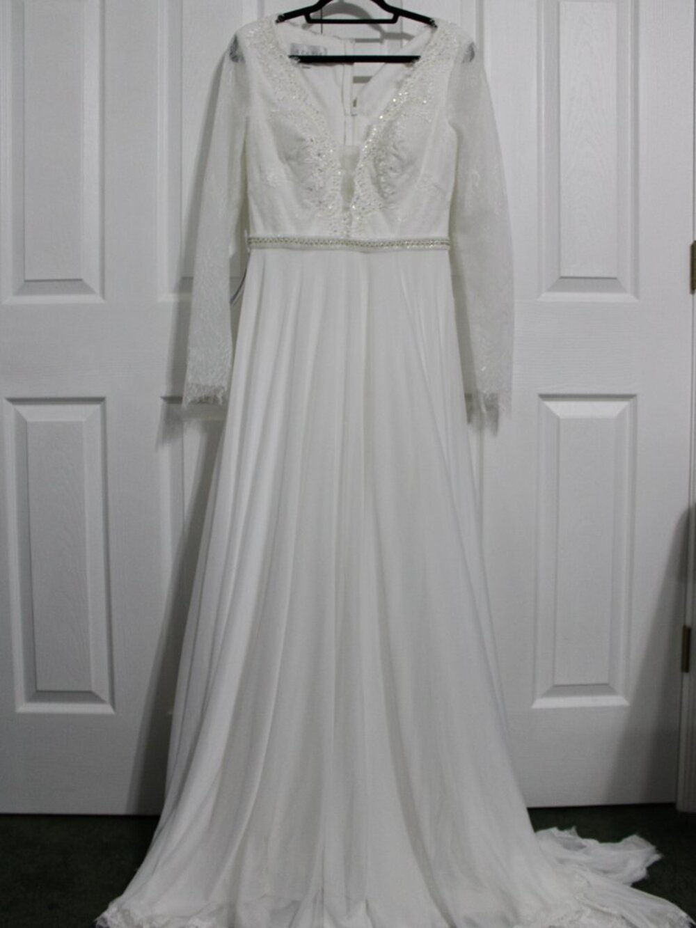 NWT Azazie Melissa Bridal Gown in Diamond White (AZ3334674)
